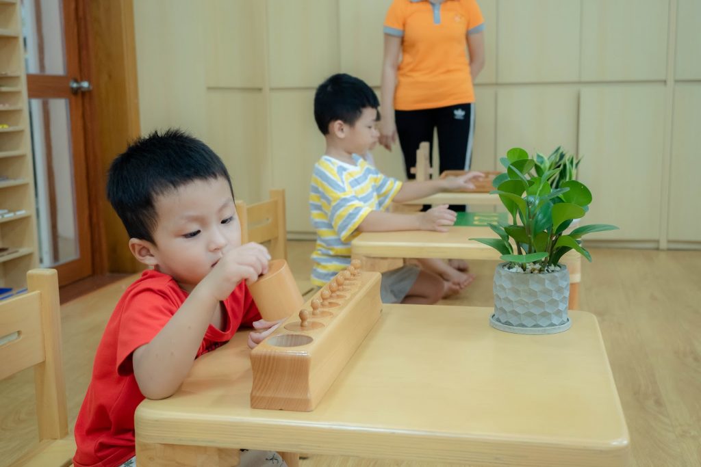 Montessori là một phương pháp giáo dục bắt nguồn từ Châu Âu