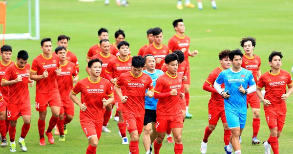 Các cầu thủ quyết tâm cao độ trước trận gặp Trung Quốc